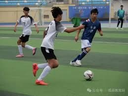 国足前国脚降薪无球可踢 球迷反驳历史战绩